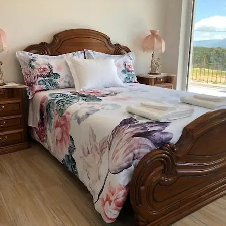 Solar Da Serra-guesthouse Bed & Breakfast
