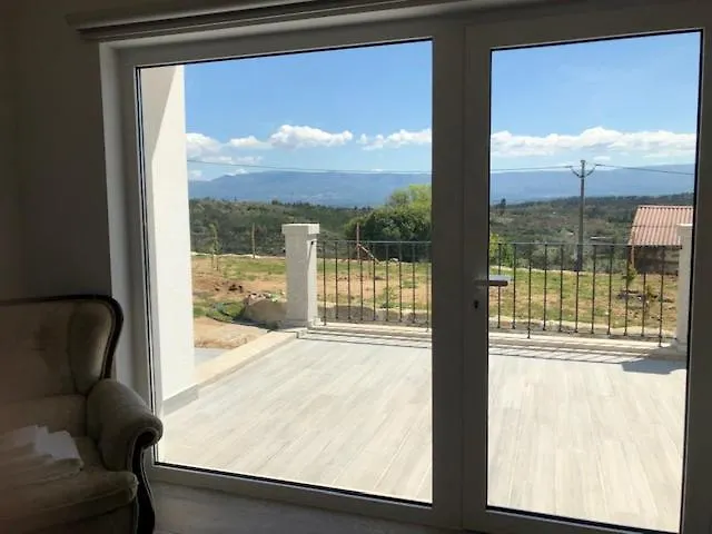 Solar Da Serra-guesthouse Bed & Breakfast Mangualde